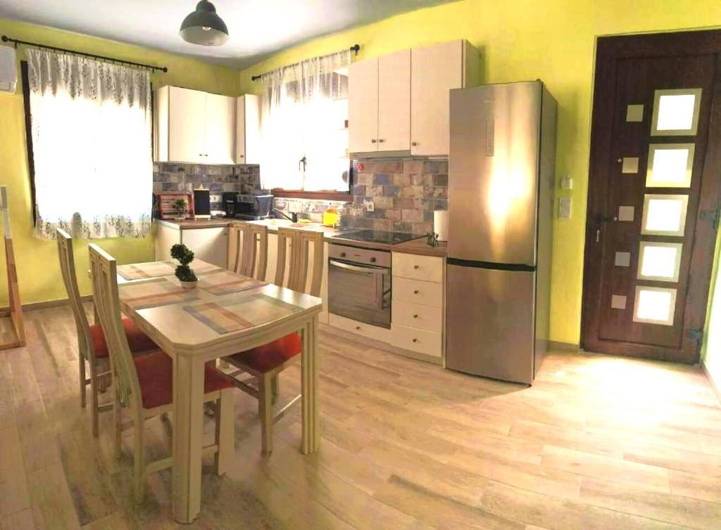 River House Волос Экстерьер фото